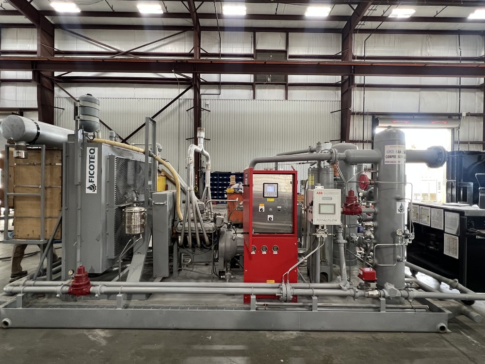 Vapor Recovery Unit (VRU), 125 HP screw compressor