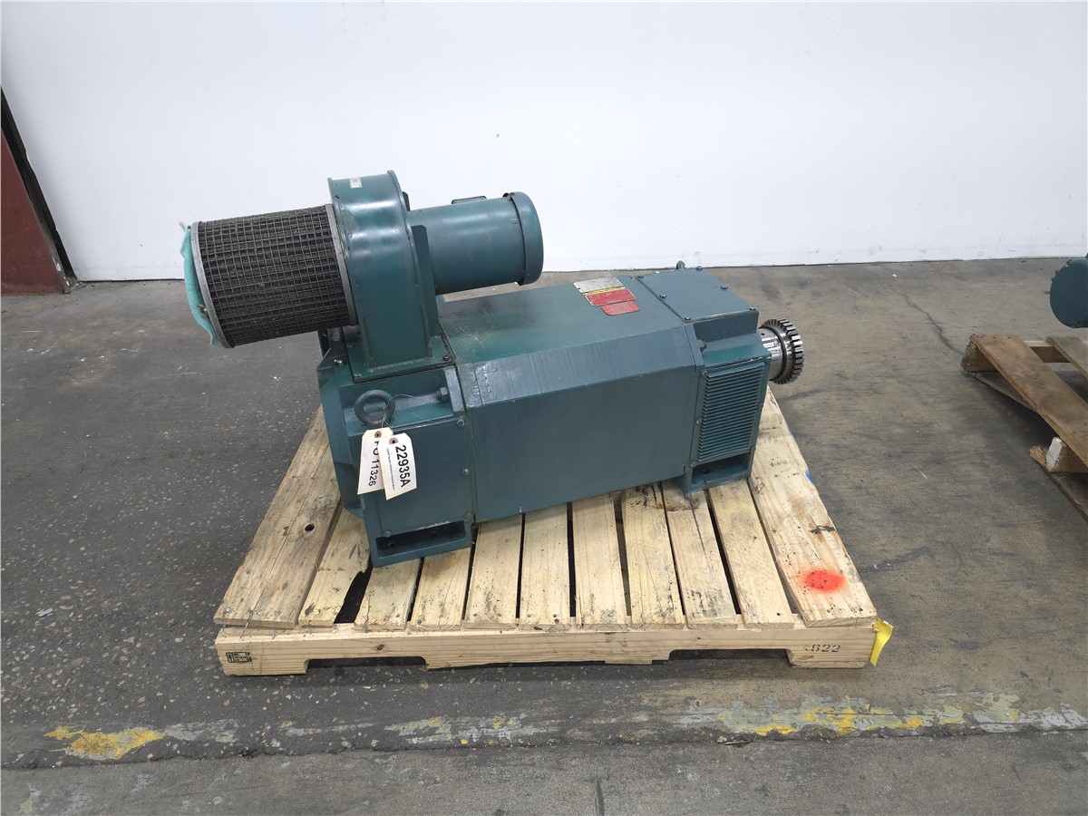 300 HP 1770/3000 RPM Baldor Reliance #100RFM323004, Frame L3213, 460 Volts, 350 Amp, DPFV, w/ 1.5 HP blower