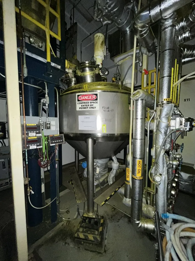 600 gallon Stainless Fab Mix Kettle, 304 Stainless Steel, 66" diameter X 24" Straight Side, 15 PSI @ 302°F
