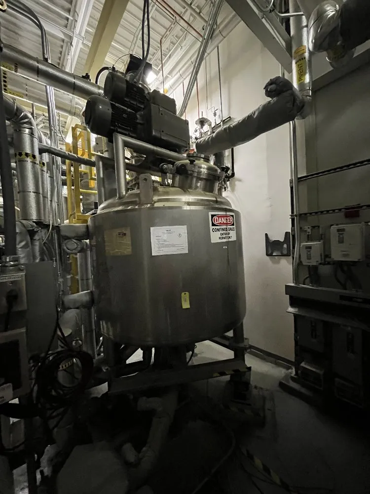 650 gallon Stainless Fab Twin Motion Kettle, 304 Stainless Steel, 60" diameter X 39" Stainless Steel, 15 PSI