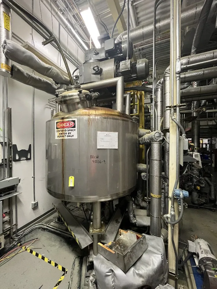 650 gallon Stainless Fab Twin Motion Kettle, 304 Stainless Steel, 60" diameter X 39" Stainless Steel, 15 PSI