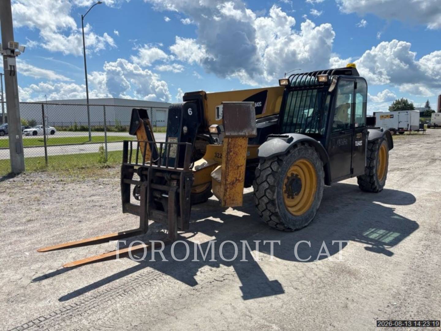 Cat TL642C, Telehandler, 4555 hours, S/N: THG00399, 2013