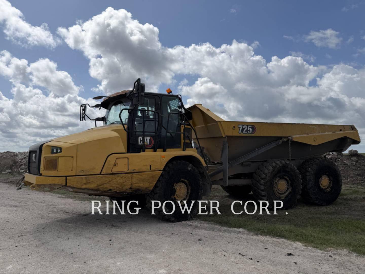 Caterpillar 725TG, Articulated Truck, 8629 hours, S/N: 3T900253, 2021