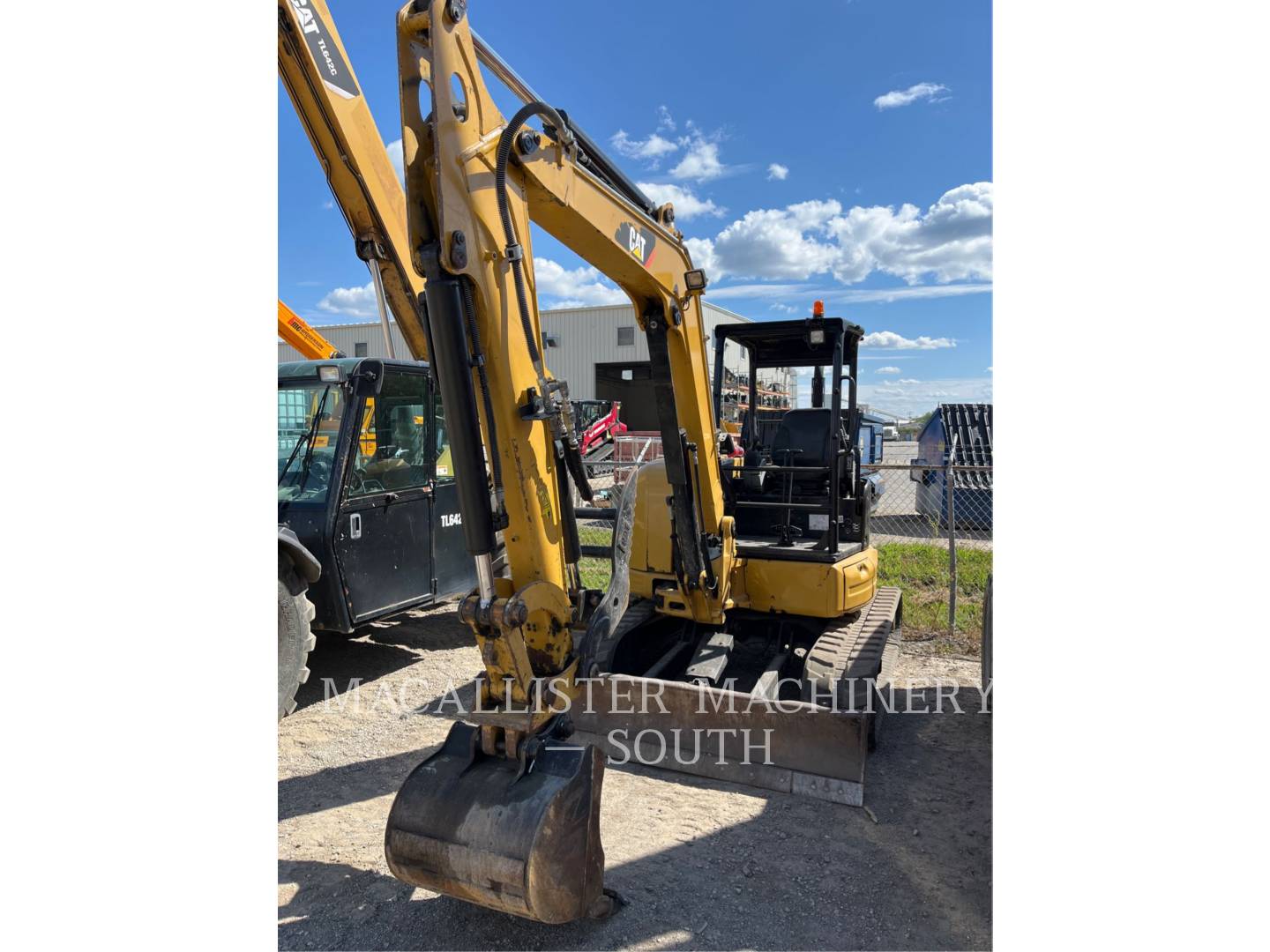 Caterpillar 305.5E2CR, 2325 hours, S/N: CR505592, 2018