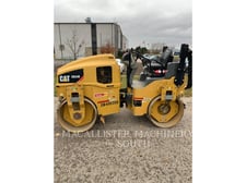 Caterpillar CB34B, 2900 hours, S/N: XB400358, 2017