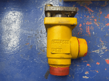 1-1/4" Danfoss #CHV32-AV, Straight Check Valve, part no. 148G3083 (2 available)