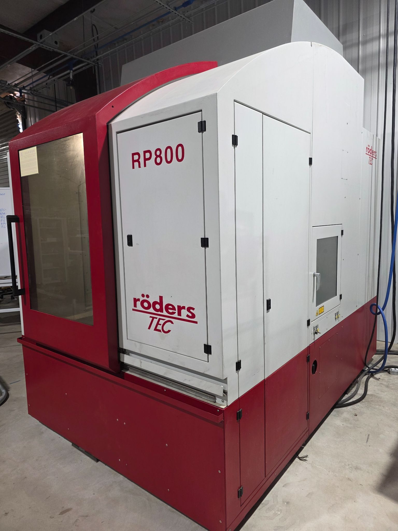 Roders #RP800, CNC vertical machining center, 31.5" X, 23.6" Y, 15.7" Z, 35.4" x 27.6" table, 35,000 RPM