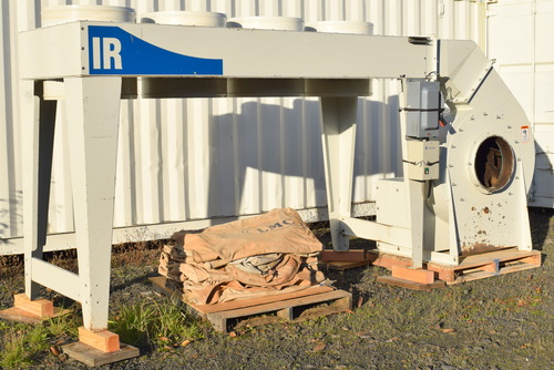 6,850 cfm @ 12" S.P., LMC #460-IR-C, Dust Collector, 144 sq.ft. filter area, (12) filter bags, 17" inlet, 20