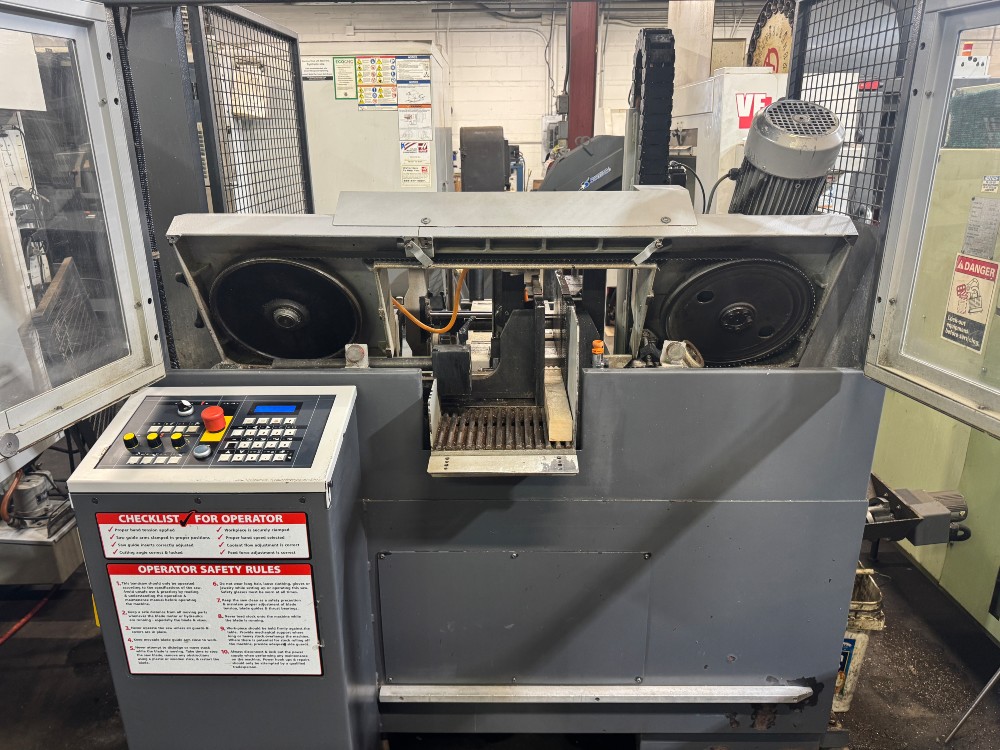 9" x 9" Hyd-Mech #H-230A, dual column horizontal band saw, 9'-8" x 1" blade, 3 HP, 50-350 FPM, 0-19" shuttle