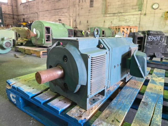 30 HP 1800 RPM Reliance, Frame SC2512ATZ, Drip-Proof Ball Bearing, 500 VA, 300/150 VF