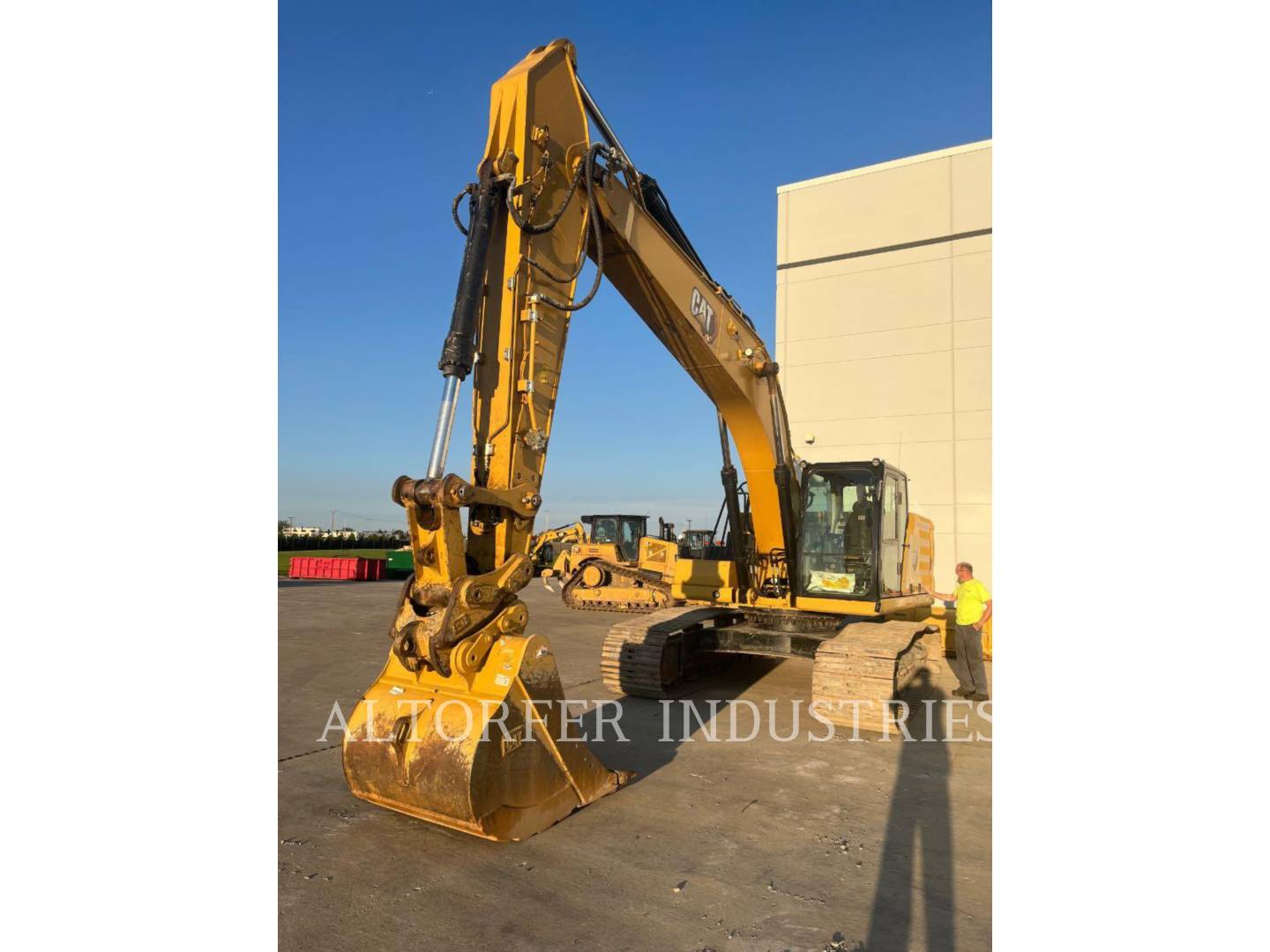Caterpillar 330-07, 3693 hours, S/N: WCH10753, 2021