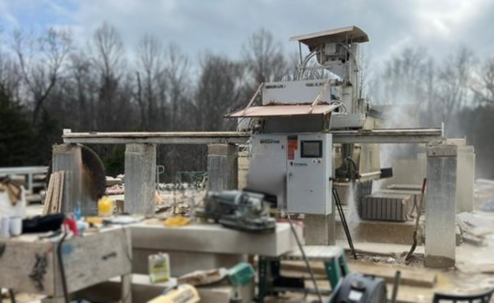 Park Industries #Predator, block saw, 60" blade, 40 HP motor, 2008