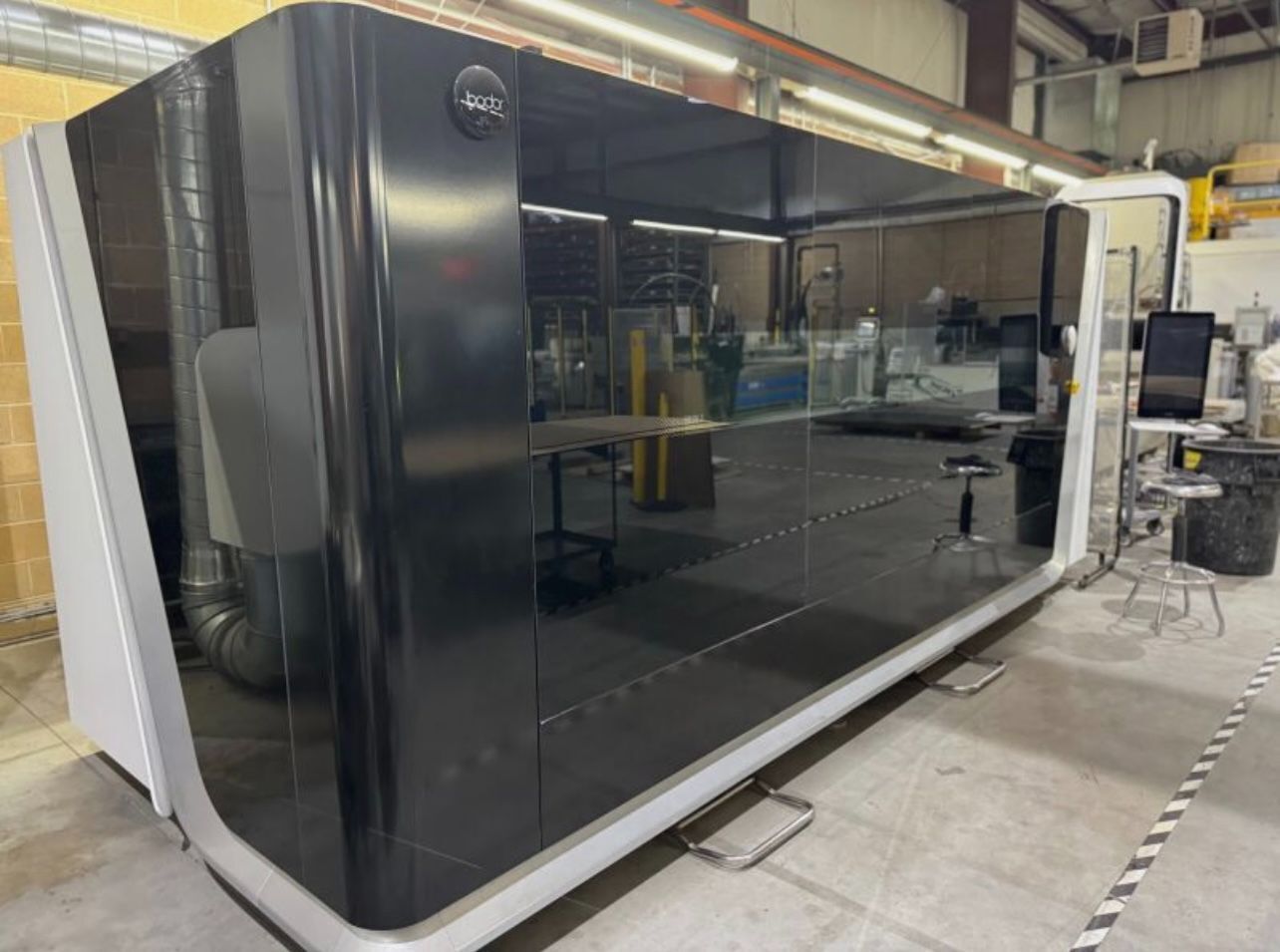 Bodor #i7-CU, fiber laser, 12,000 watt, 5' x 10' table, BodorThinker control, BodorGenius laser head, S & A