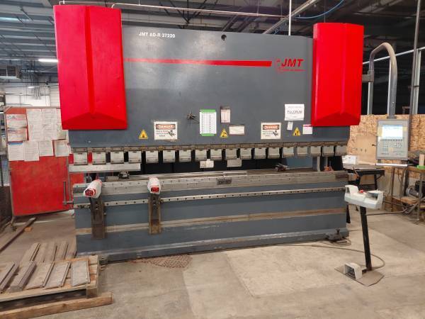 250 Ton, JMT #AD-R-37220, hydraulic press brake, 12' overall, 122" between housing, tooling, 2012