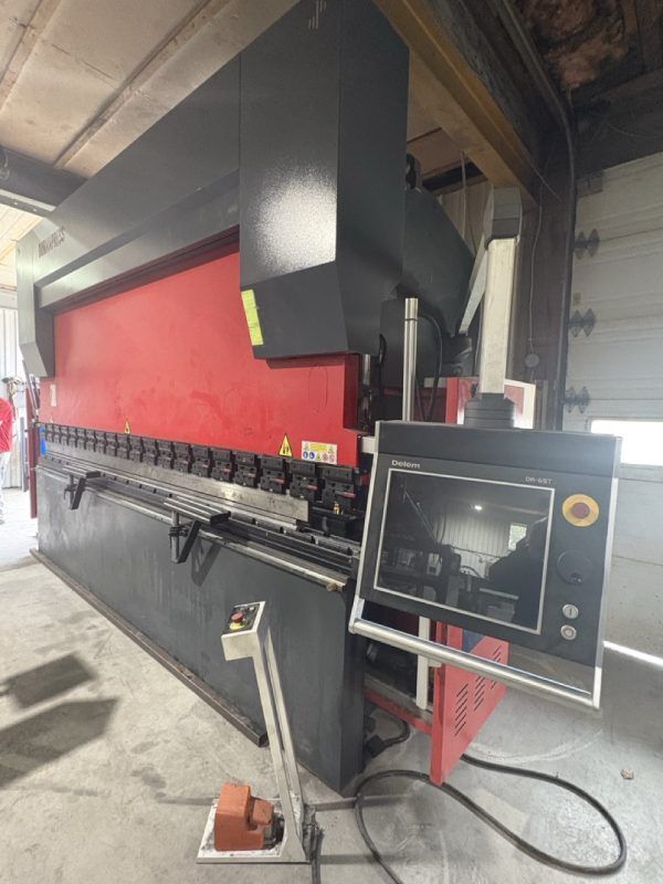 275 Ton, Durmapress #HAP275, CNC hydraulic press brake, 10' overall, 12" stroke, Delem DA69T control, 6-axis