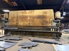 600 Ton, Pacific #K600-26, hydraulic press brake, 26' overall, 24' between housing, 1990