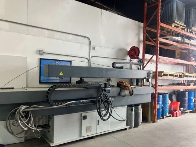 Flow #Mach-100-3120, waterjet, 122" x 79" table, 60,000 PSI, 30 HP, HyPlex Prime pump, FlowMaster control