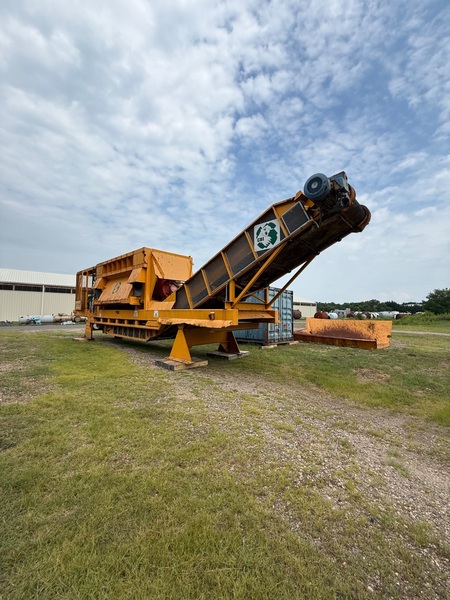CBI #Annihilator, Hydraulic Shredder System, dual-ended toothed rotor, (13) cutting teeth, (2) 300 HP