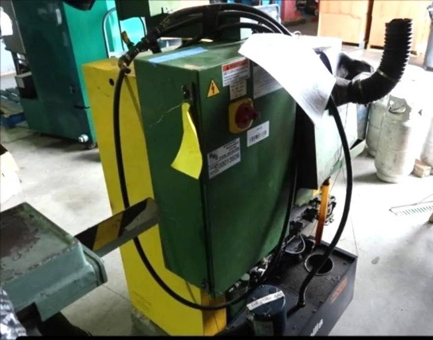 1/2" to 3-1/8" Oliver #700, Drill Point Grinder, 2 HP, 460 V., 9" x5" x2" Wheel, 1998