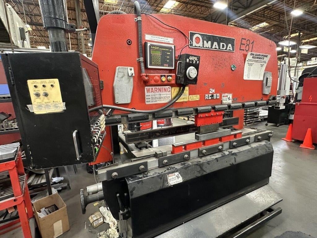 88 Ton, Amada #RG-80S, CNC hydraulic press brake, 6.8' overall, 59.9" between housing, 3.94" stroke, 15.76"