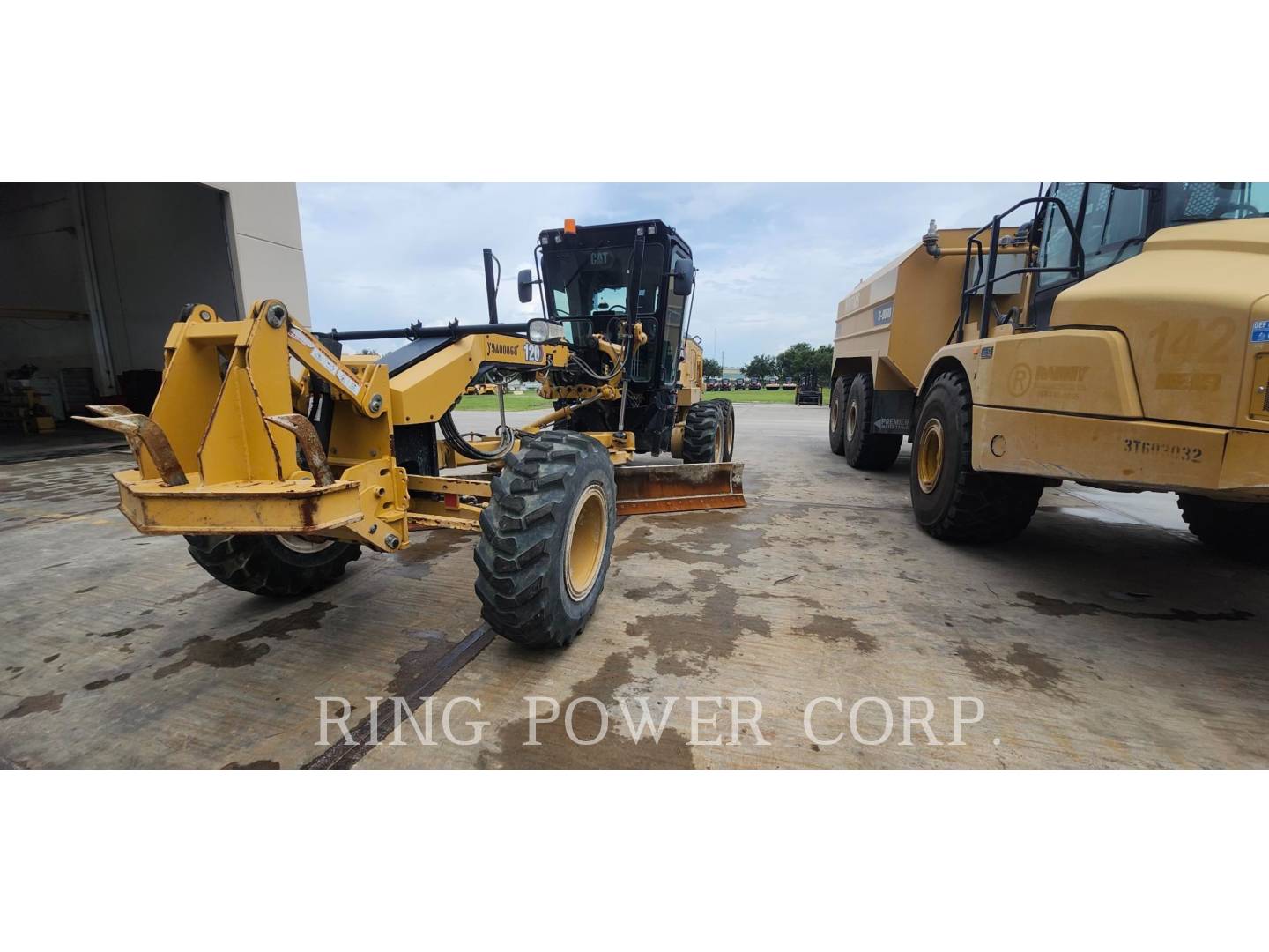 Caterpillar 120LVR, Motor Grader, 5341 hours, S/N: Y9A00868, 2021