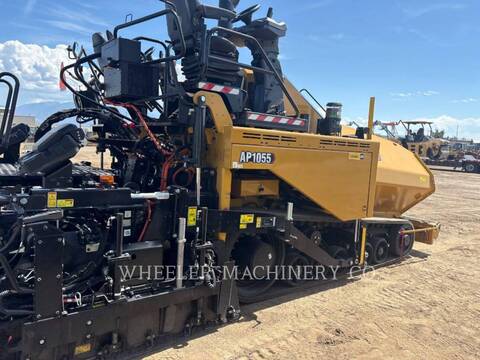 Caterpillar AP1055, Asphalt Paver, 43 hours, S/N: P2600200, 2026
