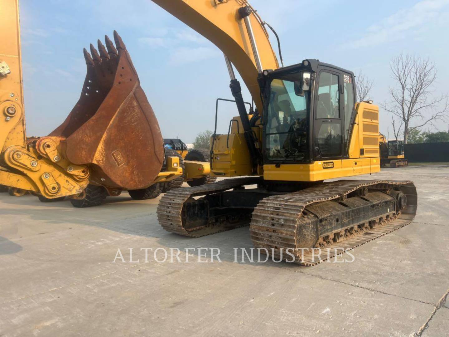 Caterpillar 335-07, 1615 hours, S/N: XBE30362, 2025