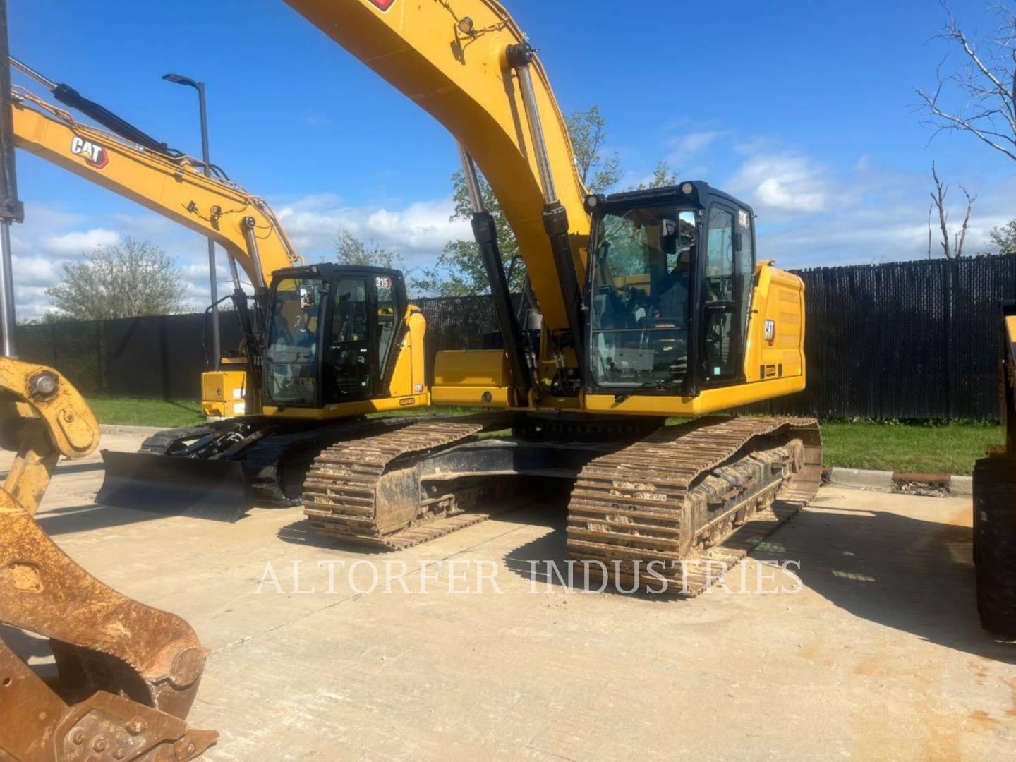 Caterpillar 330-07 TH, 984 hours, S/N: WCH50619, 2025