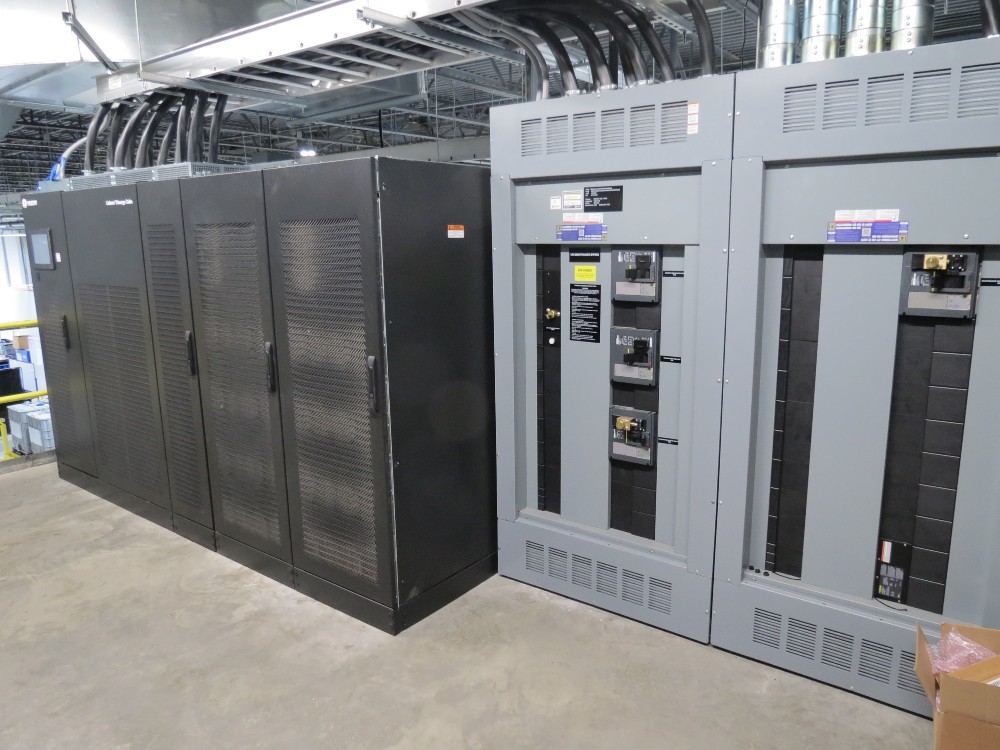 400.0 KVA Vertiv Libert Trinery Cube uninterruptible power supplies System; Model 55BP400XYG1B9CG, 480 Volts