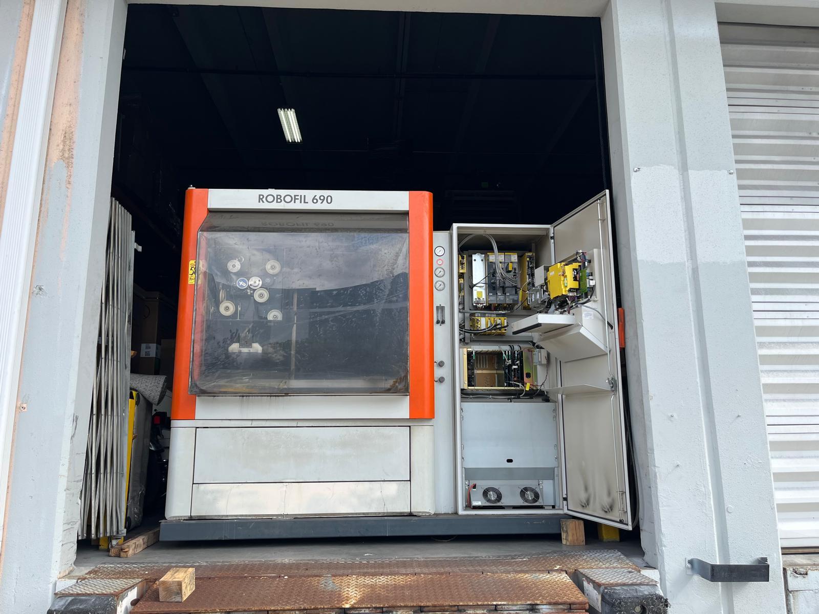 Charmilles #Robofil-690, CNC Wire Electrical Discharge Machine, 31.5" X, 23.6" Y, 15.75" Z, automatic