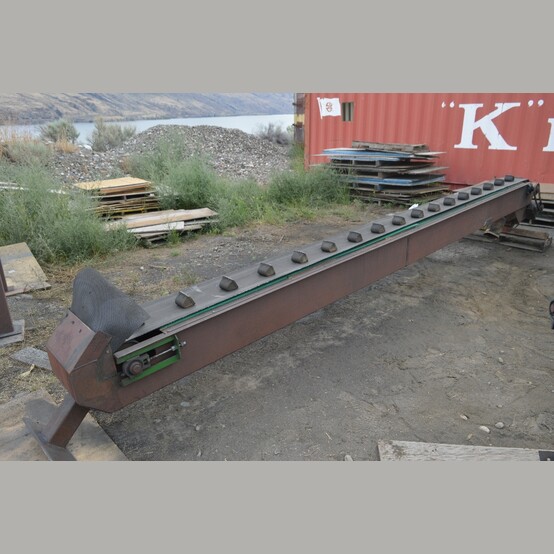 Bucket Elevator, belt style, 4" width x 3" H x 17' long, plastic buckets, 12" bucket spacing, 0.5 HP