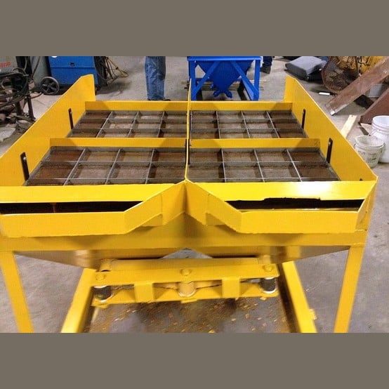 24" x 24" Silver Springs Mining, Quadplex Mineral Jig, hydraulic drive