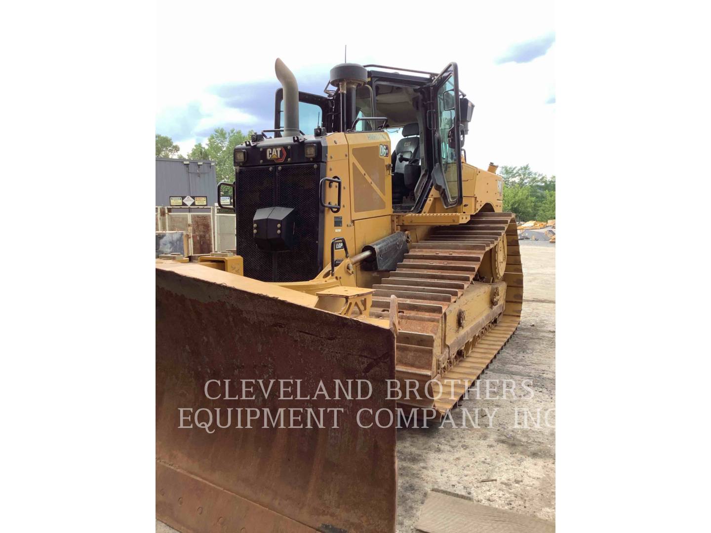 Caterpillar D620XEVP, 3819 hours, S/N: HMH01143, 2022