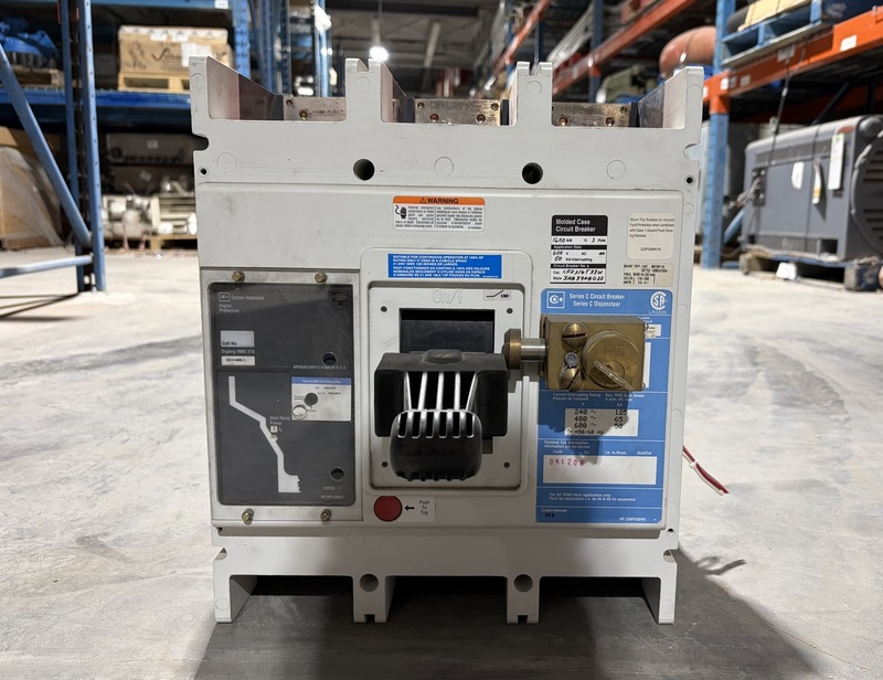 1600 Amps, Cutler-Hammer #CRD316T33W, 3-Pole Molded Case Circuit Breaker, 600 Volts, R-Frame, Digitrip RMS