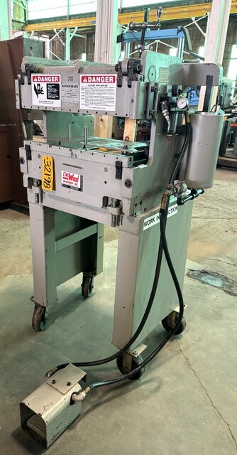 12 Ton, Bantam #B212, pneumatic press brake, 2' overall, 12" x 3/16" capacity, 1.75" stroke, 7" die space, 2"
