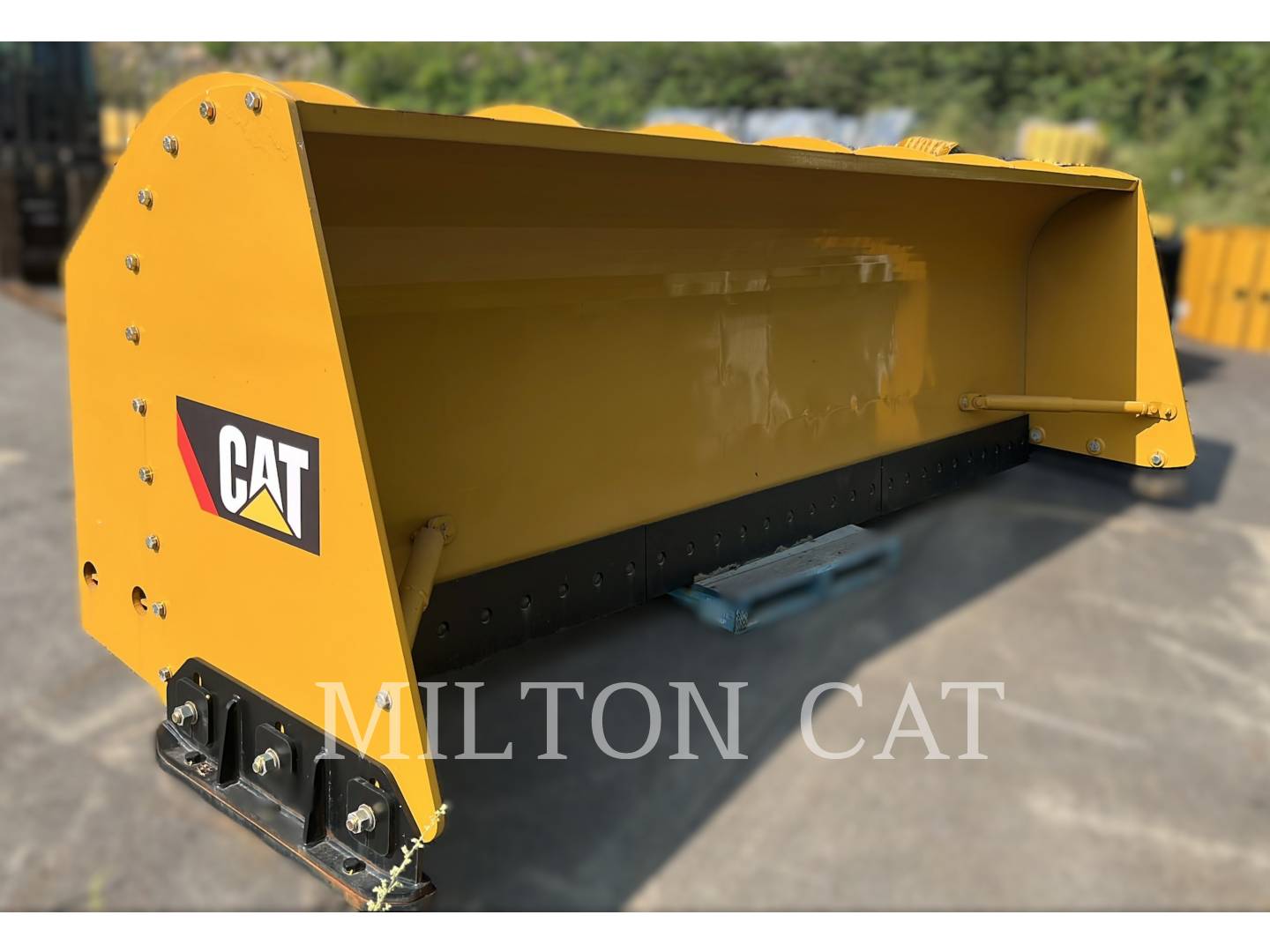 Cat 950/962 15' SNOW PUSHER, FUSION, STEEL EDGE, Snow Removal Attachments, S/N: S4S40001, 2025