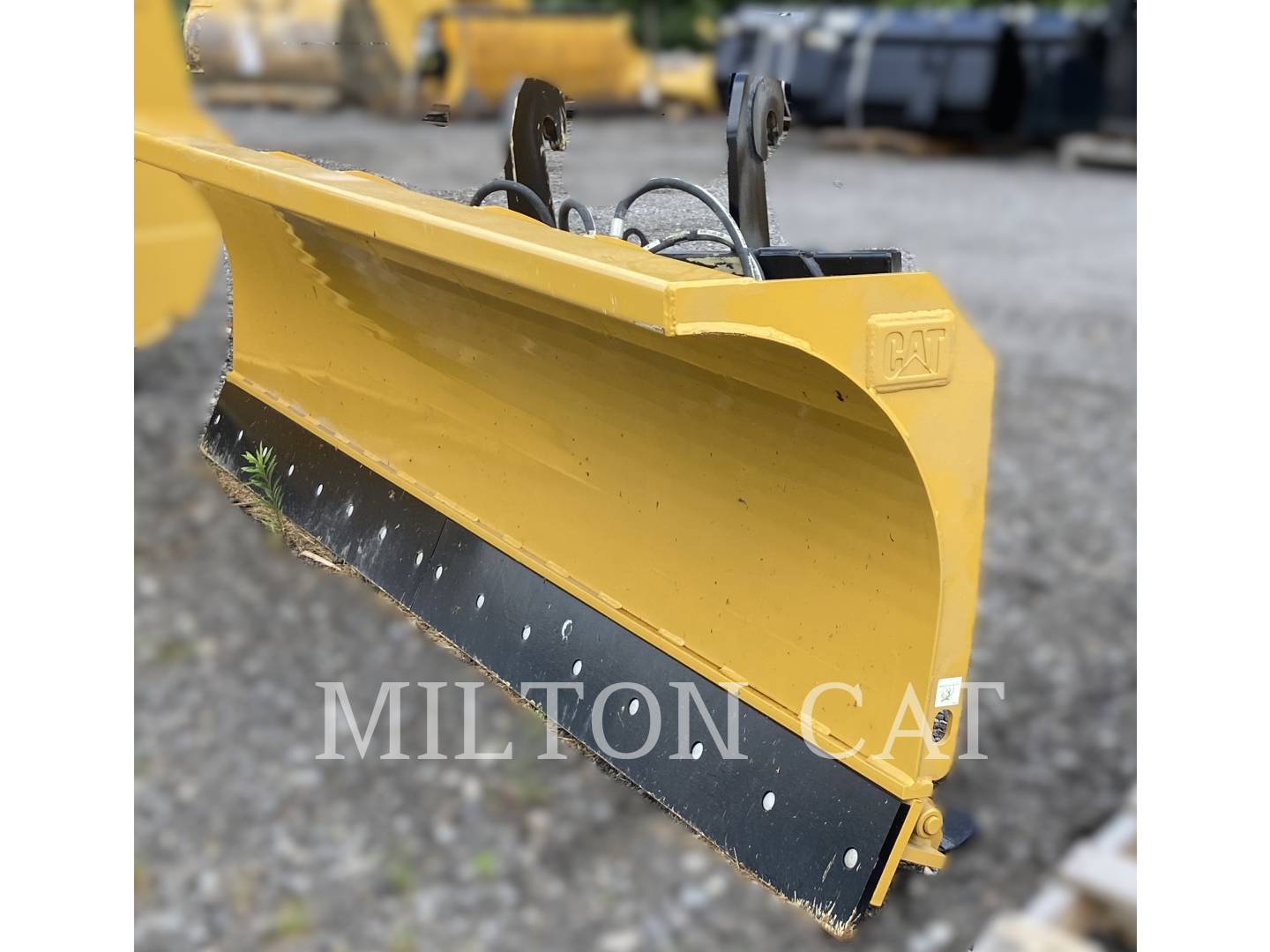 Cat BHL 10' SNOW PLOW, IT, Snow Removal Attachments, S/N: 23248SB20067, 2025