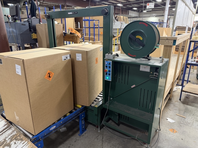 Landen #LP9, strapping machine