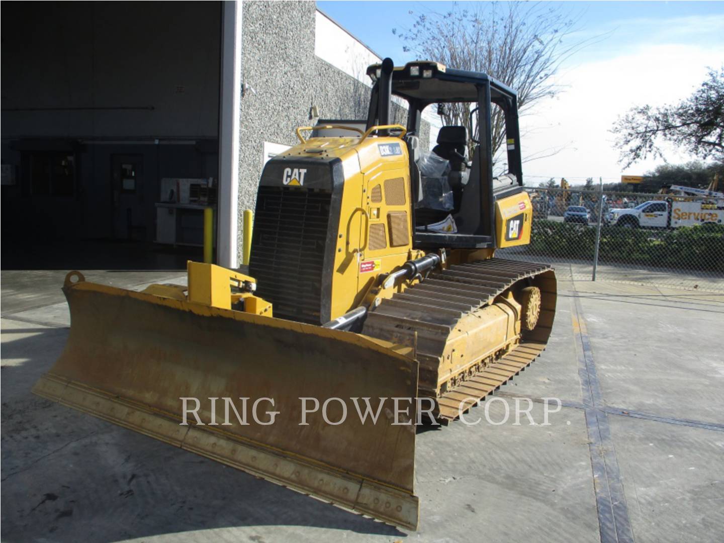 Caterpillar D3K2LGP, 3261 hours, S/N: KL203029, 2018