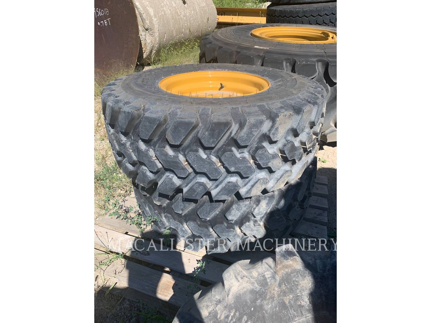 Non-Cat Attachments 906 WHEELS,