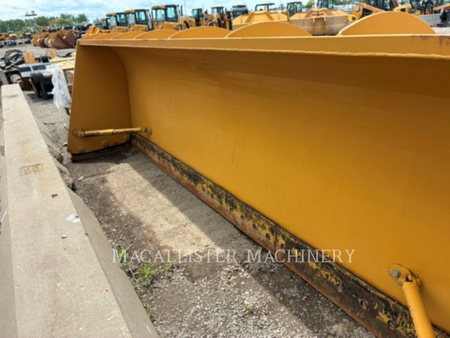 Cat Work Tools (Serialized) MWLFQ 15' SNOW, Snow Removal Attachments, S/N: S4S00114, 2021