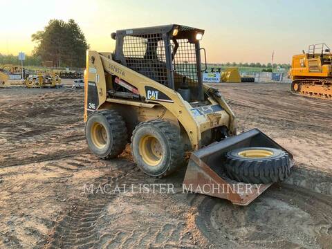 Cat 246 2, Skid Steer Loader, 8196 hours, S/N: 5SZ05741, 2002