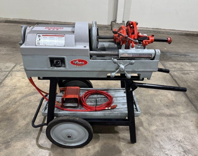 1/8" -2" Ridgid #535, reamers, manual chuck, foot pedal, LH threads with modification