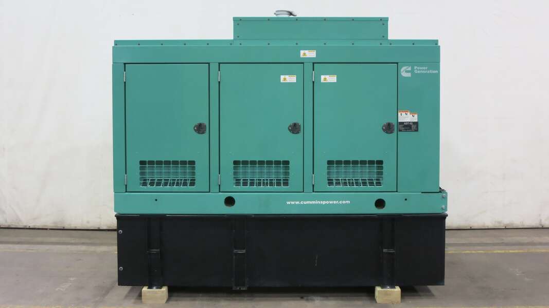 300 KW Cummins #DQHAB, diesel generator set, 120/208 Volts, 570 hours, 470 HP @ 1800 RPM, QSM11-G4 engine