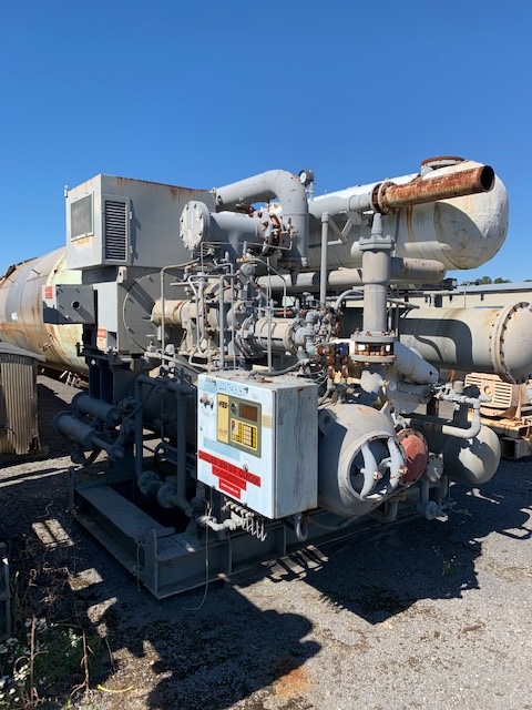 125 Ton, FES #19ME, glycol chiller, R-22, skid mounted, 300 HP 4160 V. 3575 RPM motor, 300 psi @ 400°F, 1996
