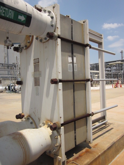 3842 sq.ft., Alfa-Laval, plate heat exchanger, 100FV psi, 212°F, 1995