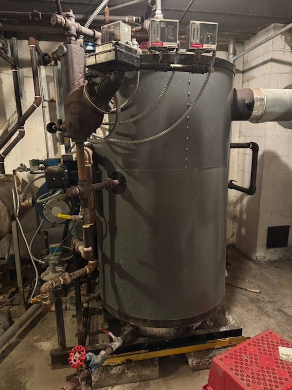 Lattner #WLF, Natural gas steam boiler, 630 MBTUH, 150 psi, 15 HP, 2015