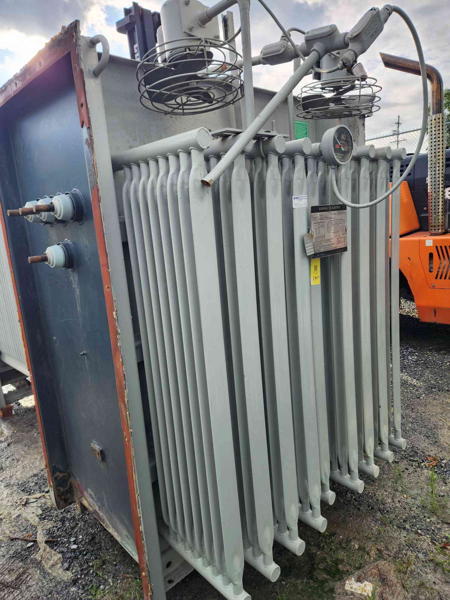 1500/1725 KVA 13800 Primary, 480Y/277 Secondary, General Electric, Substation Transformer, Liquid Filled, 3PH