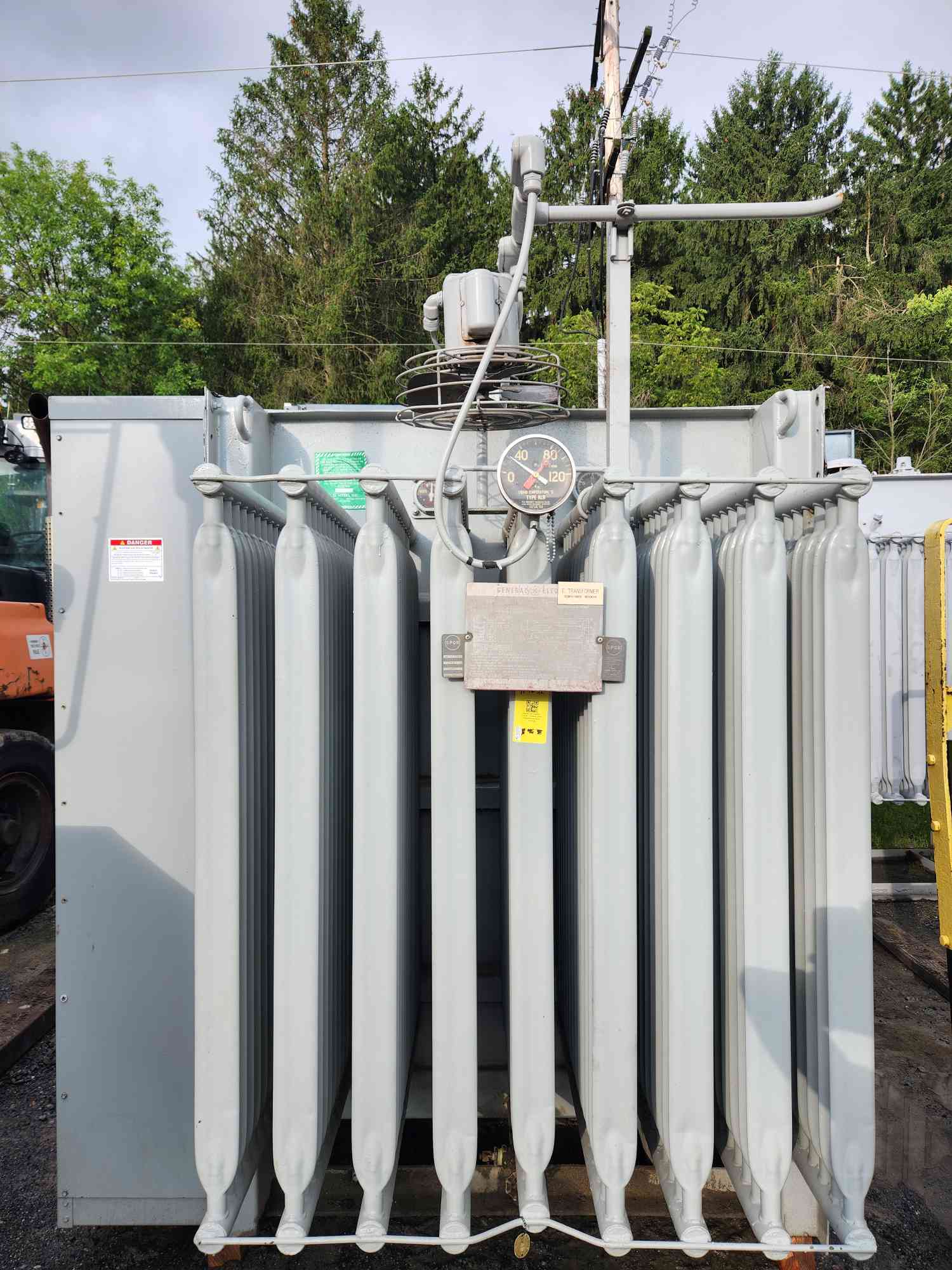 1500/1725 KVA 13800 Primary, 480Y/277 Secondary, General Electric, Substation Transformer, Liquid Filled, 3PH