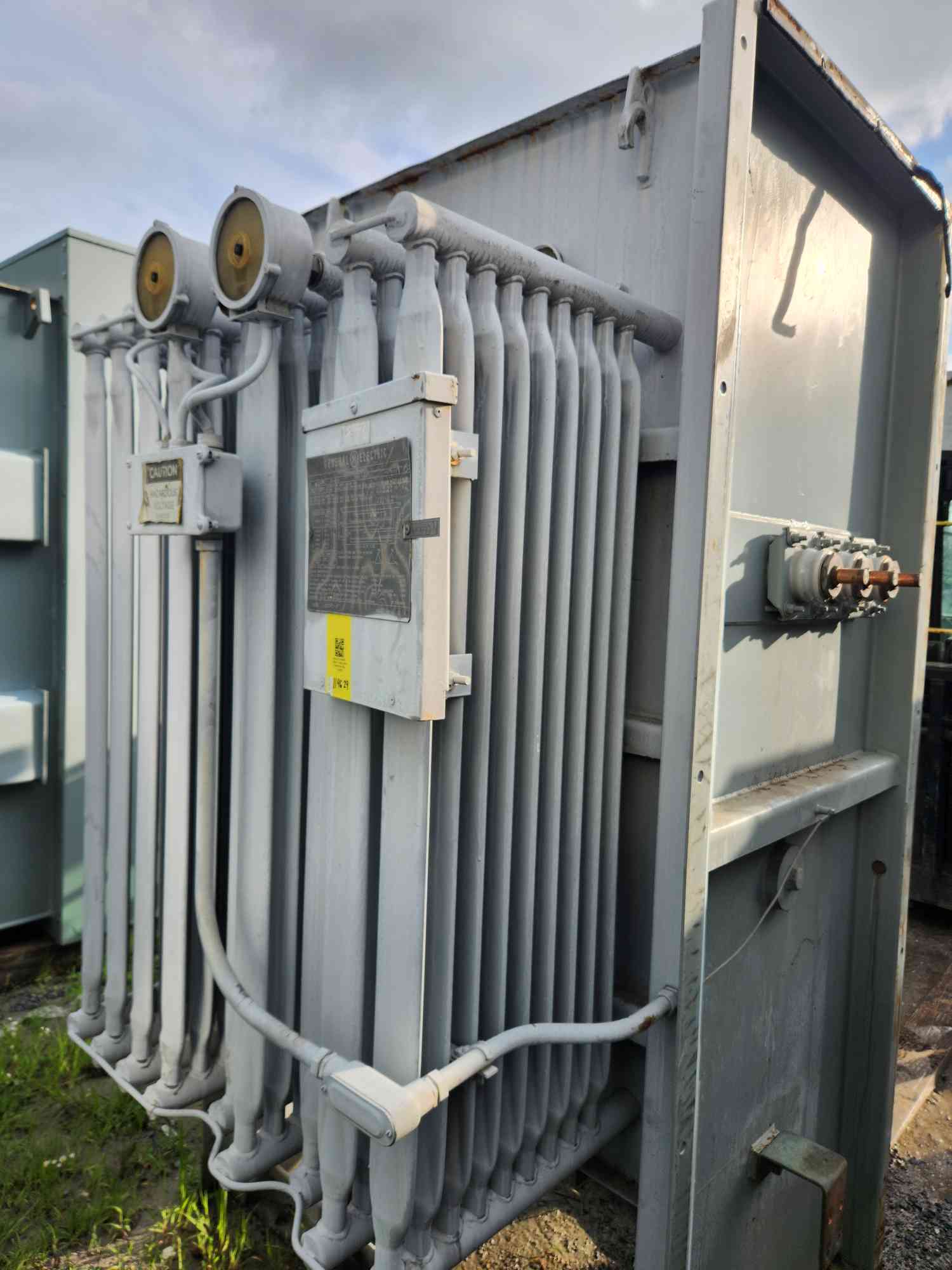 1000/1150 KVA 13800 Primary, 480 Secondary, General Electric, Substation Transformer, Liquid Filled, 3PH